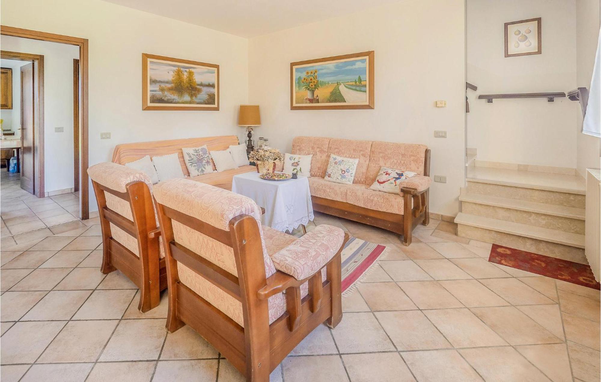 Awesome Home In Ariano Nel Polesine With Kitchen San Basilio Екстериор снимка